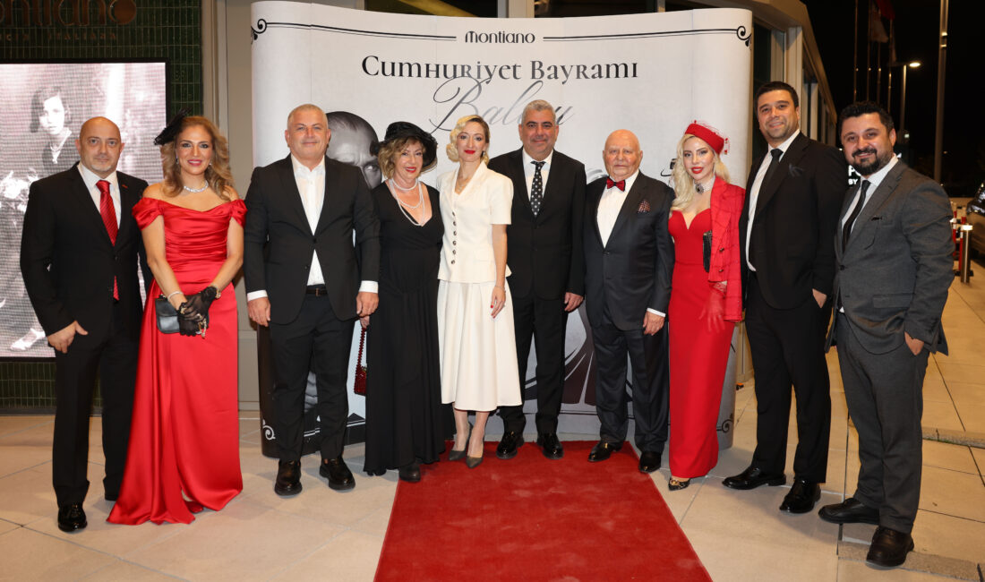 İzmir’in seçkin mekânlarından Montiano Mistral, Cumhuriyet’in 102. yılını sanat, tarih