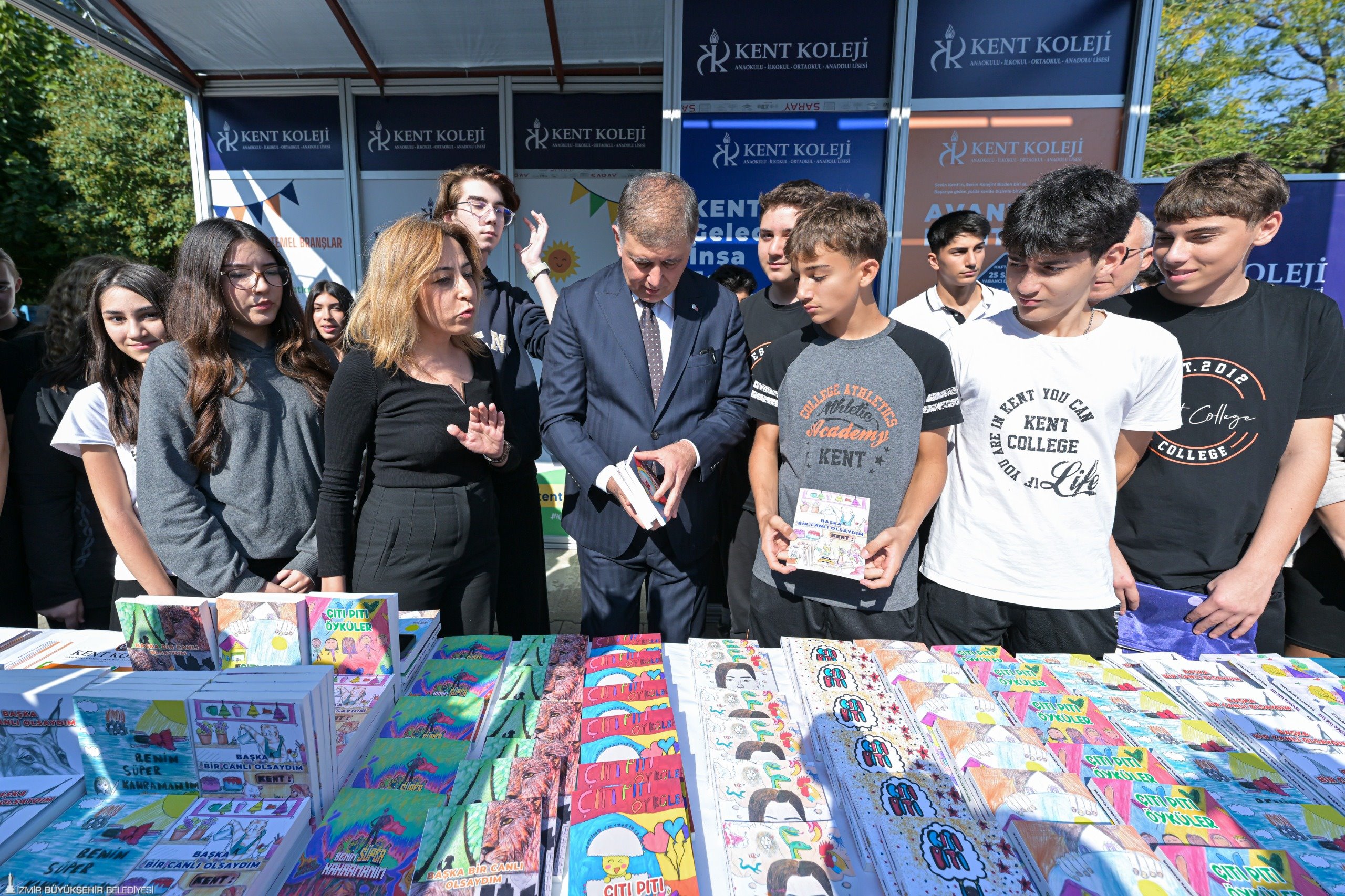 İzmir Kitap Fuarı, 10 gün boyunca kültür ve sanatı bir