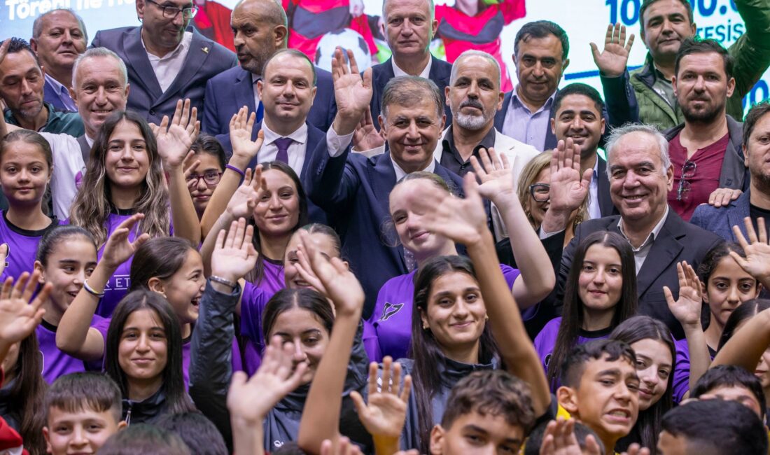 İzmir Büyükşehir Belediyesi, kentteki amatör spor kulüplerine 2024 yılı içinde