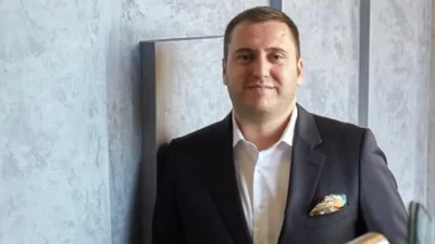 Yoğun iş temposu nedeniyle görevine yeterince zaman ayıramadığını belirten Ozan