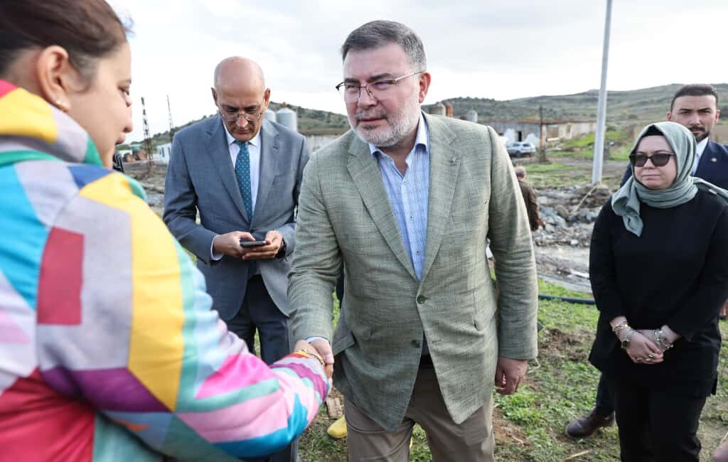 AK Parti İzmir İl Başkanı Bilal Saygılı, Foça’daki sel felaketinin