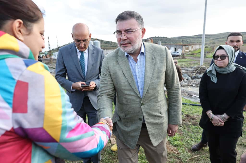AK Parti İzmir İl Başkanı Bilal Saygılı, Foça’daki sel felaketinin