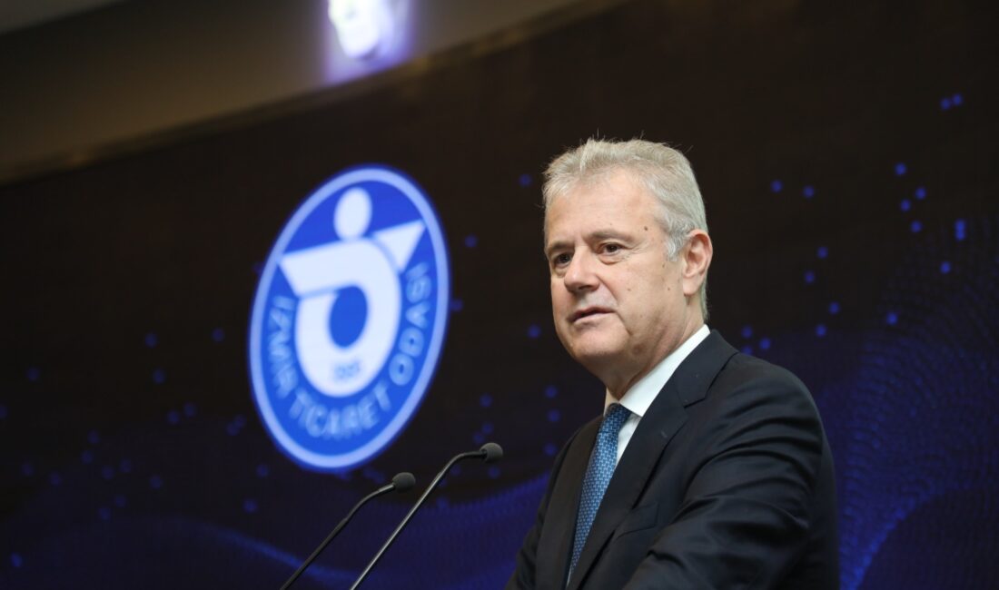 İzmir Ticaret Odası Başkanı Mahmut Özgener, Cumhuriyet’in 102. yılı dolayısıyla