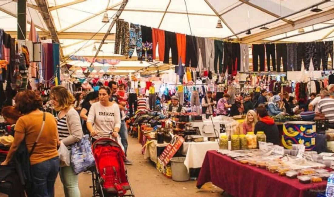 Karşıyaka Belediyesi iştiraki Kent A.Ş., Bostanlı Pazar Yeri’ni haftada bir