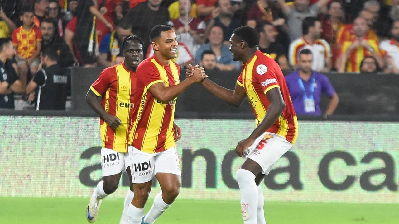 Süper Lig’in 10. haftasında Göztepe, lider Galatasaray’a konuk oluyor. İzmir
