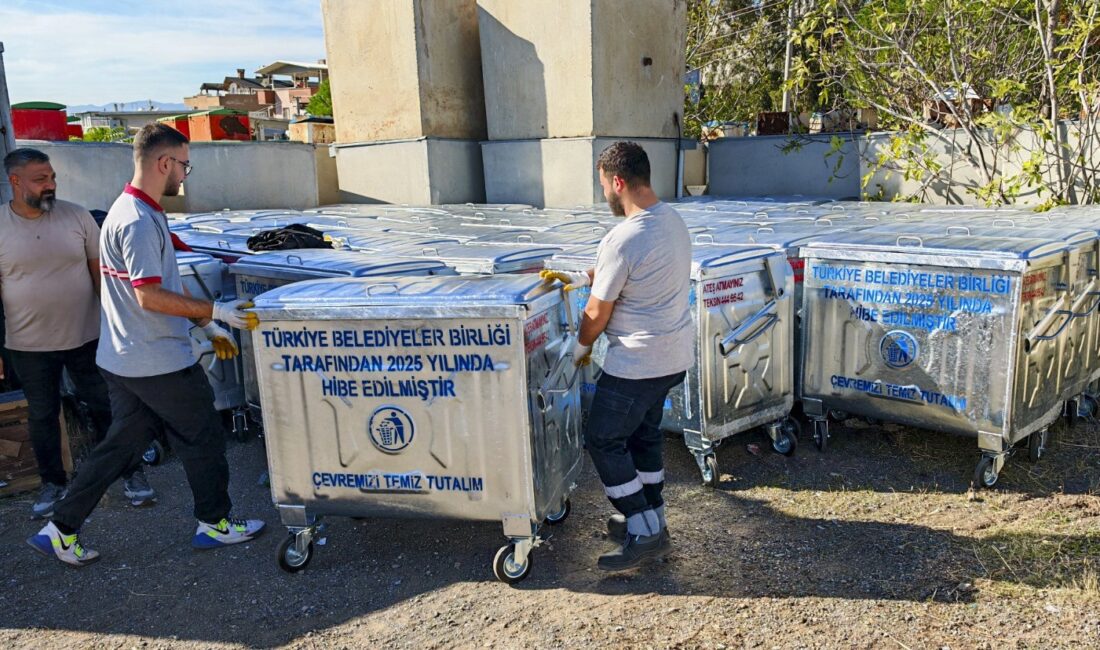 Karşıyaka Belediyesi, temizlik çalışmalarını güçlendirmek için 460 yeni çöp konteyneri