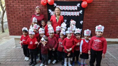 Konak Belediyesi, Cumhuriyetimizin 102’nci yılı için düzenlediği etkinliklerle İzmir’de Cumhuriyet