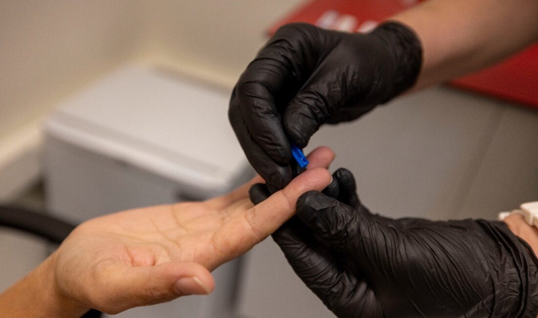 İzmir Büyükşehir Belediyesi, kimlik bilgisi paylaşımı olmadan HIV, Hepatit B,