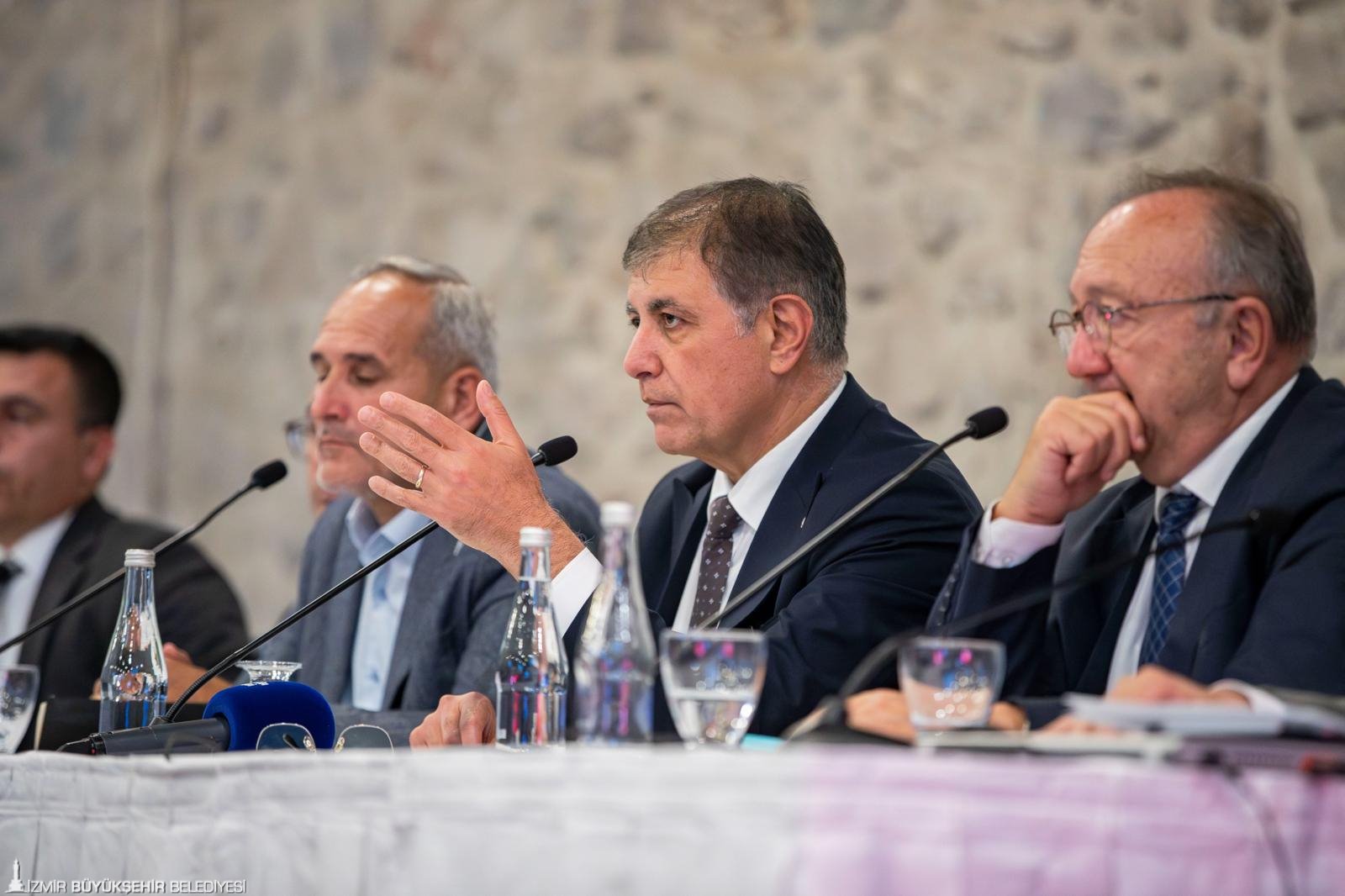 İzmir Büyükşehir Belediye Başkanı Dr. Cemil Tugay, su ürünleri sektörü