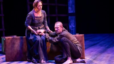 İzmir Büyükşehir Belediye Başkanı Cemil Tugay, eşi Öznur Tugay ile