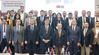 İzmir Büyükşehir Belediye Başkanı Cemil Tugay, açık ofis sistemine geçeceklerini