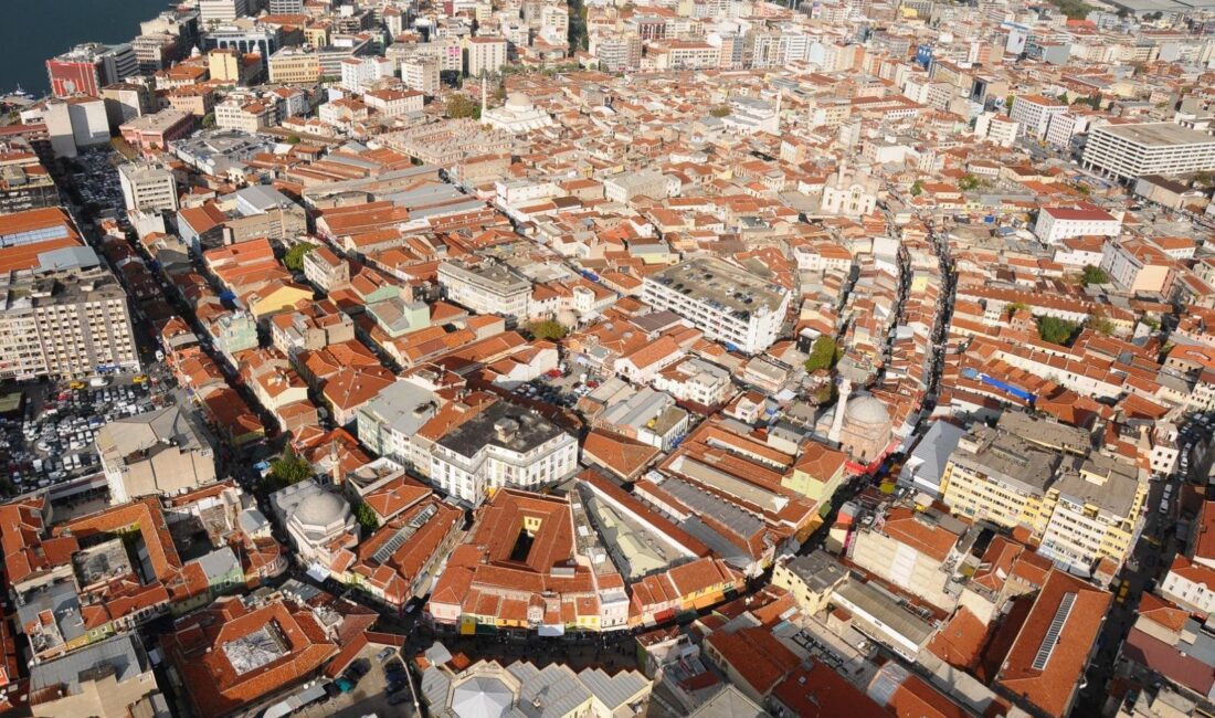 İzmir Büyükşehir Belediyesi öncülüğünde hazırlanan 2054 İzmir Nazım İmar Planı,