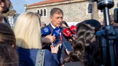 İzmir Büyükşehir Belediye Başkanı Cemil Tugay, Cumhuriyet Halk Partisi’nde bazı