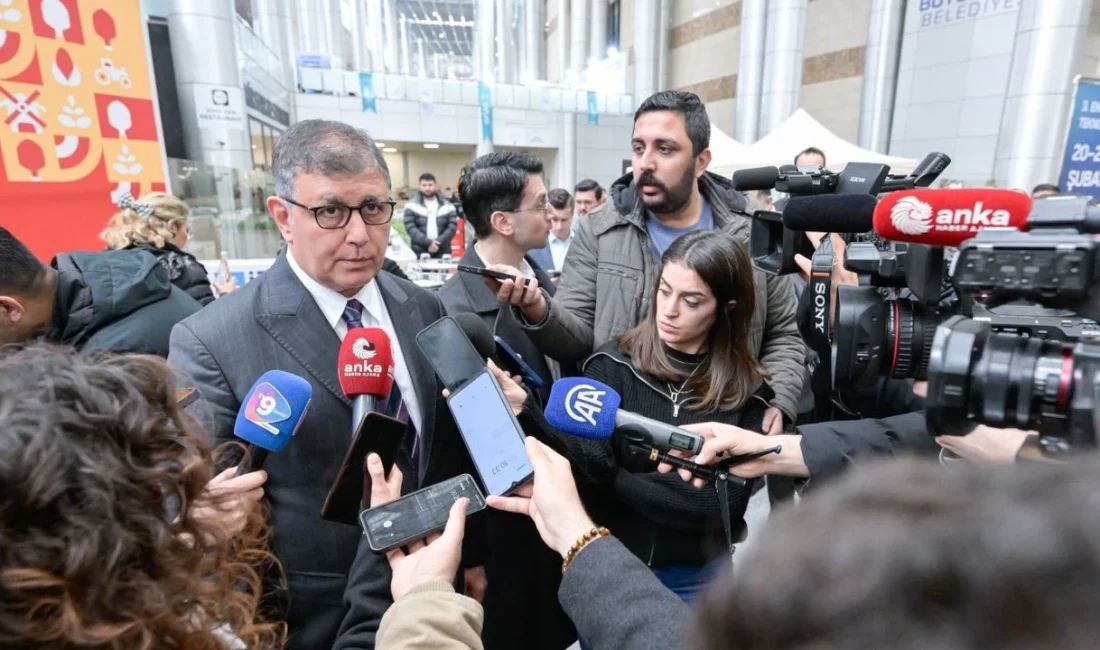 Cemil Tugay, İzBB’de havuza alınan ve işten çıkarılan personel tartışmalarına