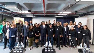 İzmir Büyükşehir Belediyesi, Yurttaş Akademisi–Kent Denetçileri Programı ile kent yönetimine