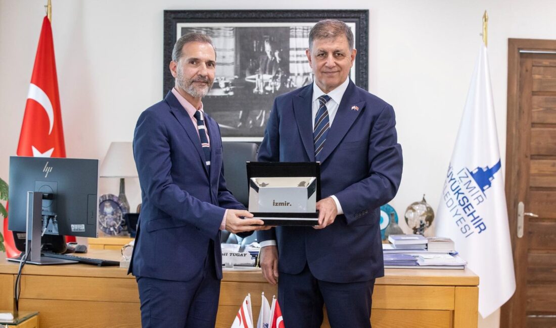 İzmir Büyükşehir Belediye Başkanı Cemil Tugay, Kuzey Kıbrıs Türk Cumhuriyeti