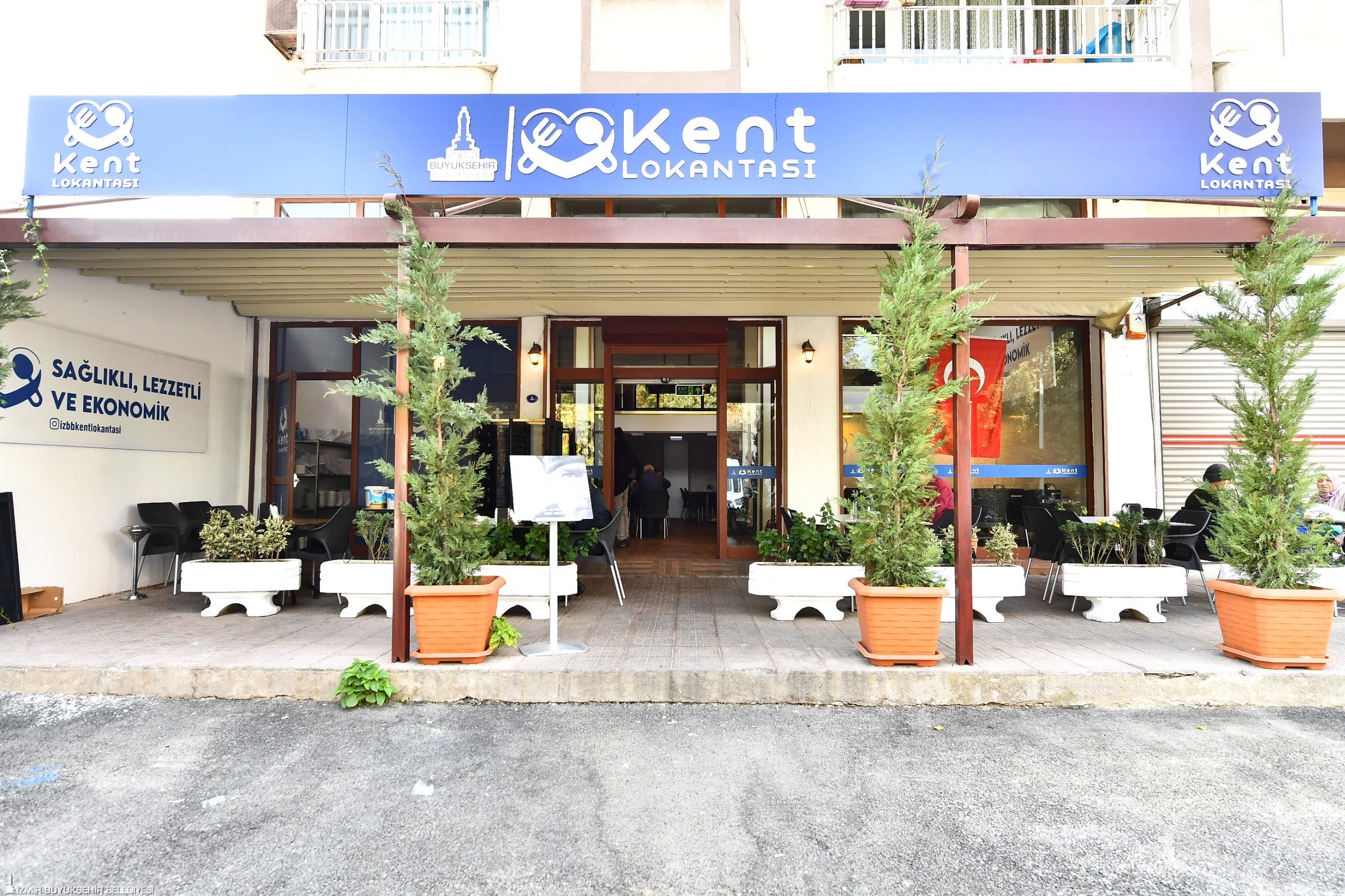 İzmir Büyükşehir Belediyesi, 10 Kasım Atatürk’ü Anma Günü’nde Kent Lokantaları’nda