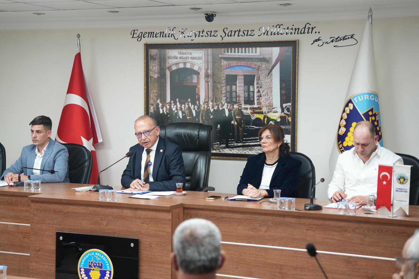 Turgutlu Belediye Başkanı Çetin Akın, Gölmarmara Belediyesi ile kardeş şehir