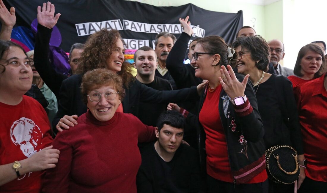 Karşıyaka Belediyesi, 2 Aralık’ta Zühtü Işıl Meydanı’nda düzenleyeceği etkinliklerle engelsiz