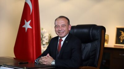 Turgutlu Belediye Başkanı Çetin Akın, 24 Kasım Öğretmenler Günü’nde öğretmenlerin