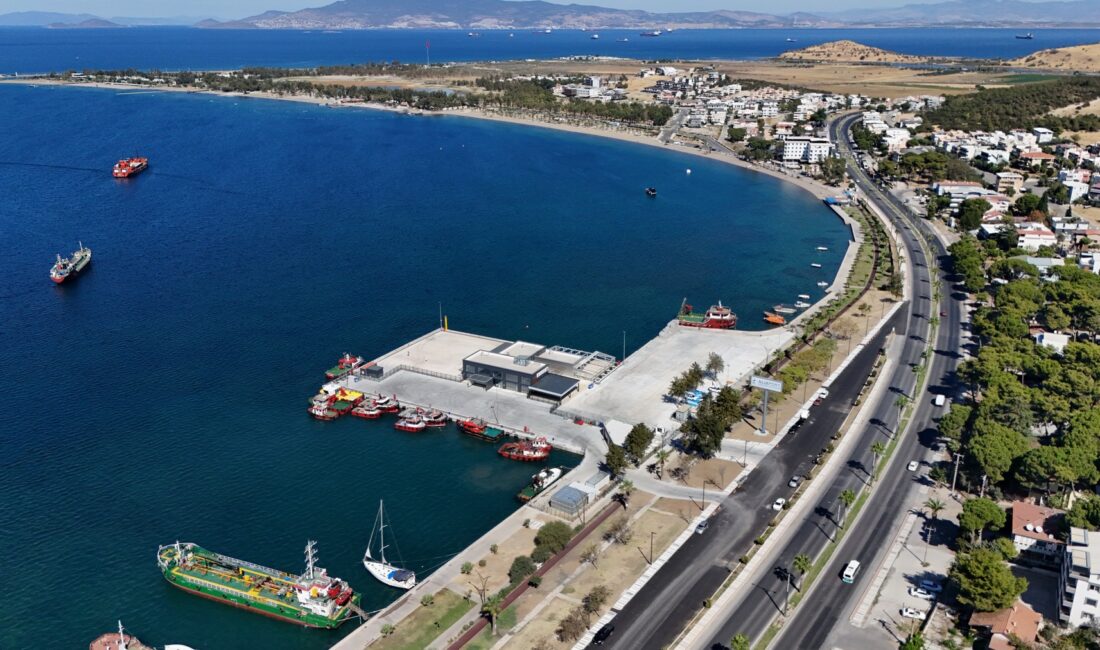 Aliağa’dan Midilli’ye yapılacak feribot seferleri için bilet satışları başladı. Kasım