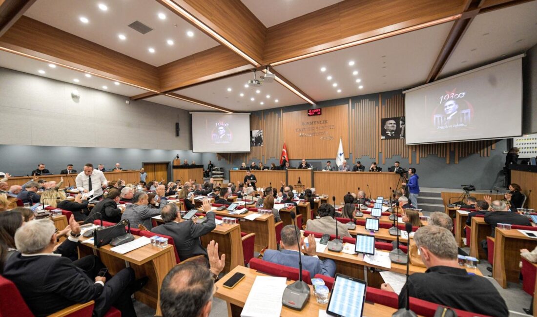 İzmir Büyükşehir Belediyesi, 2026 yılı bütçe görüşmelerine başladı. Büyükşehir için