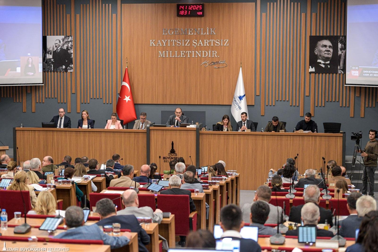 İzmir Büyükşehir Belediyesi, Konak İskelesi’ni orta hasarlı tespit sonrası yenileyecek,