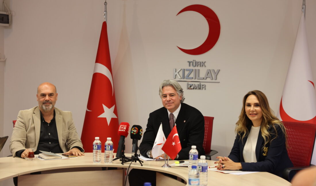 Kızılay İzmir İl Merkezi, Kızılay Haftası kapsamında yaptığı toplantıda 2023–2025
