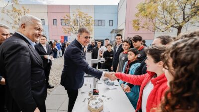 İzmir Büyükşehir Belediyesi ile KOSBİ arasında imzalanan protokolle, meslek lisesi