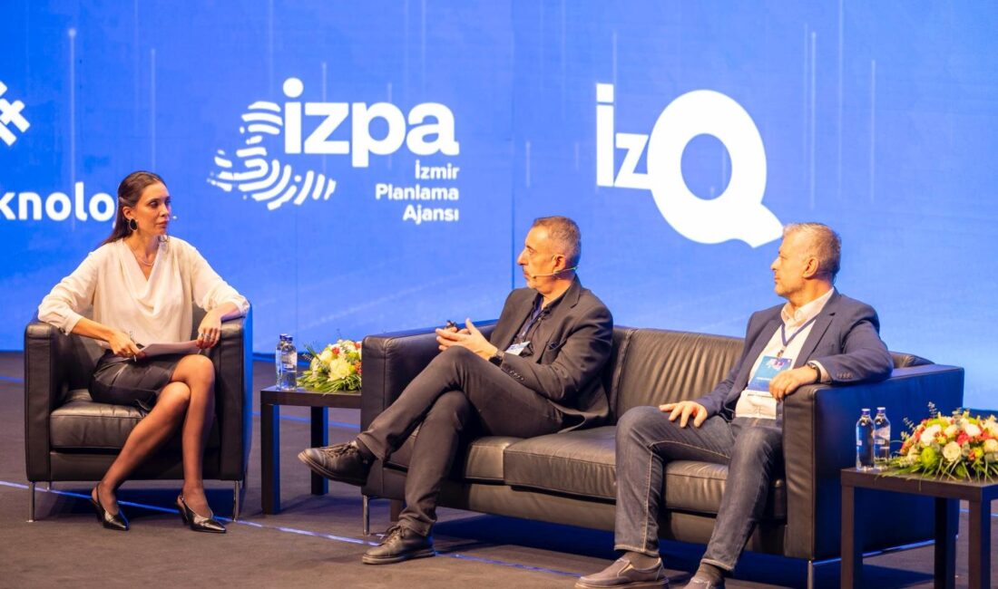 İzmirMeets Teknoloji ve İnovasyon Zirvesi'nde veri, hız ve yapay zekânın