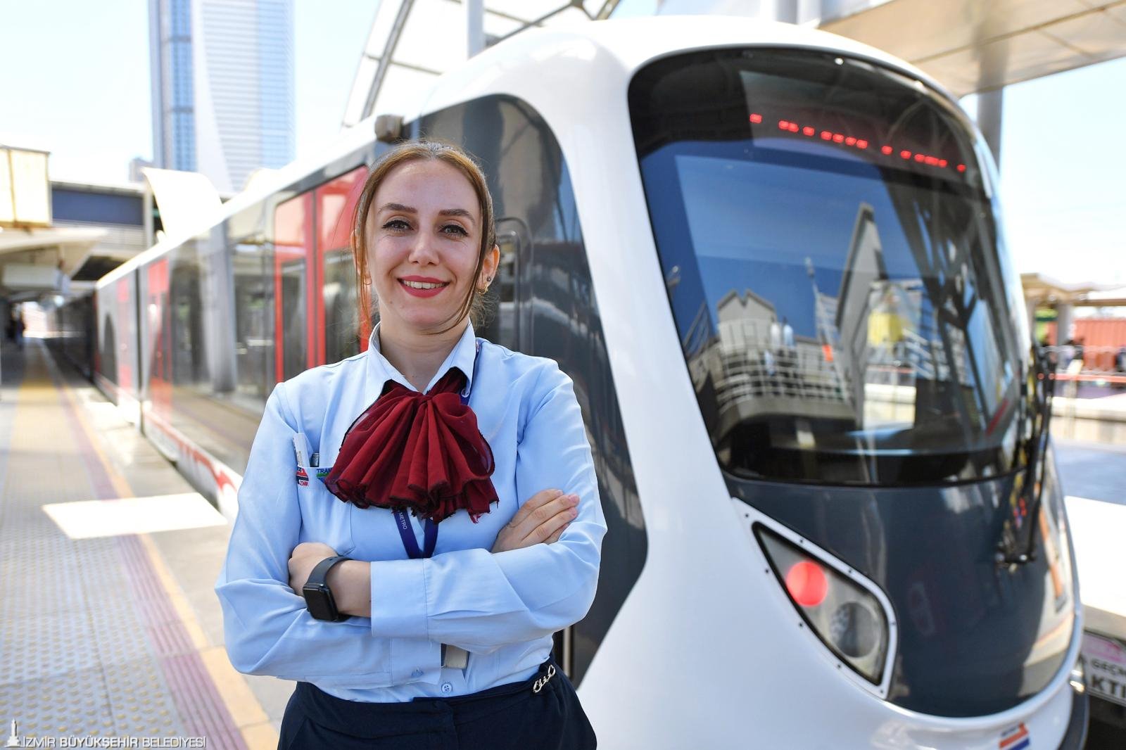 İzmir Büyükşehir Belediyesi, kent içi ulaşımın geleceğini belirleyecek İzmir Ulaşım