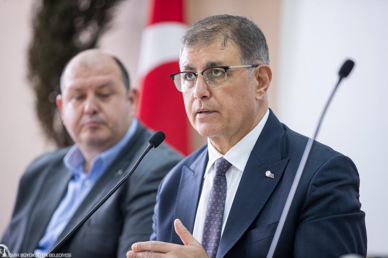 İzmir Büyükşehir Belediye Başkanı Dr. Cemil Tugay, Kısıkköy Mobilya Şehri’nde