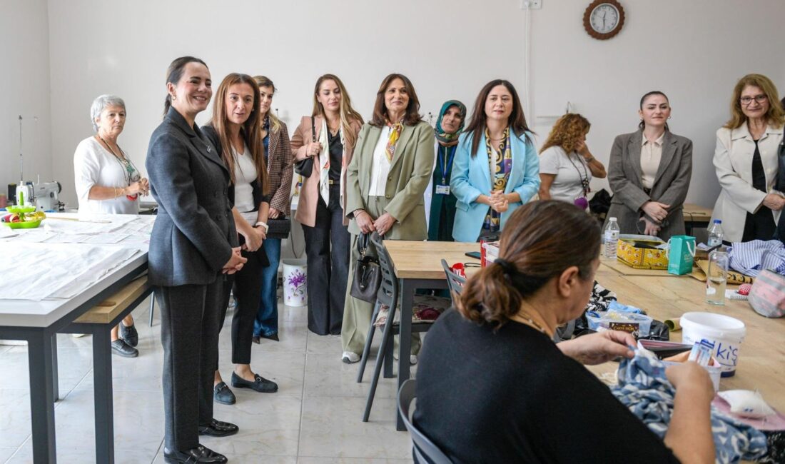 İzmir Büyükşehir Belediye Başkanı Cemil Tugay’ın eşi Öznur Tugay’ın koordinasyonundaki