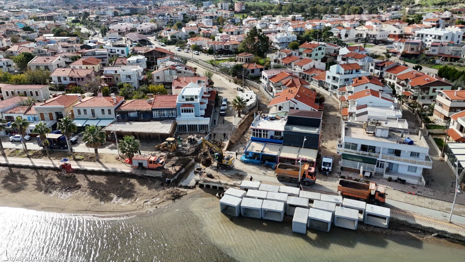 İzmir’de etkili olan sağanak yağış Karaburun, Foça, Çeşme ve Dikili’de