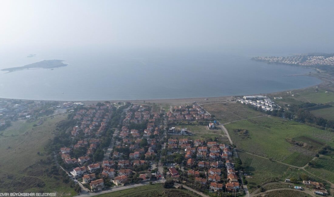 İZSU, Seferihisar Atıksu Arıtma Tesisi’nden çıkan suları Akarca sahilinin 1