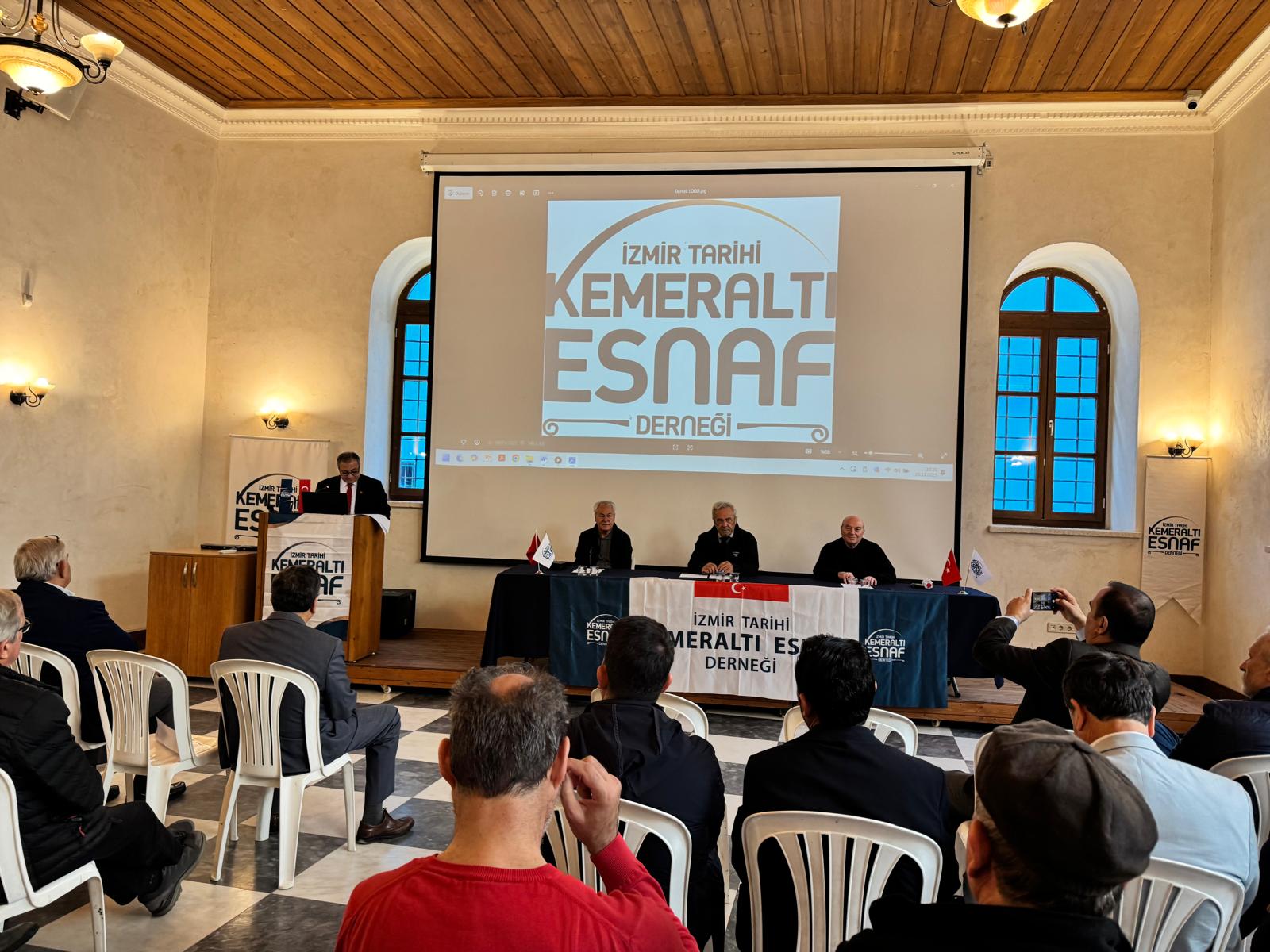 İzmir Tarihi Kemeraltı Esnaf Derneği, 20 Kasım 2025’te gerçekleştirilen Olağanüstü