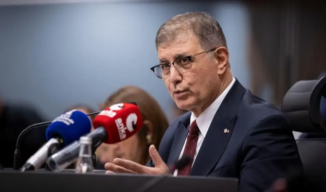 İzmir Büyükşehir Belediye Başkanı Cemil Tugay, çöp krizine çözüm için