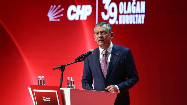 CHP’nin Ankara Arena’daki 39. Olağan Kurultayı’nın ikinci günü, Genel Başkan
