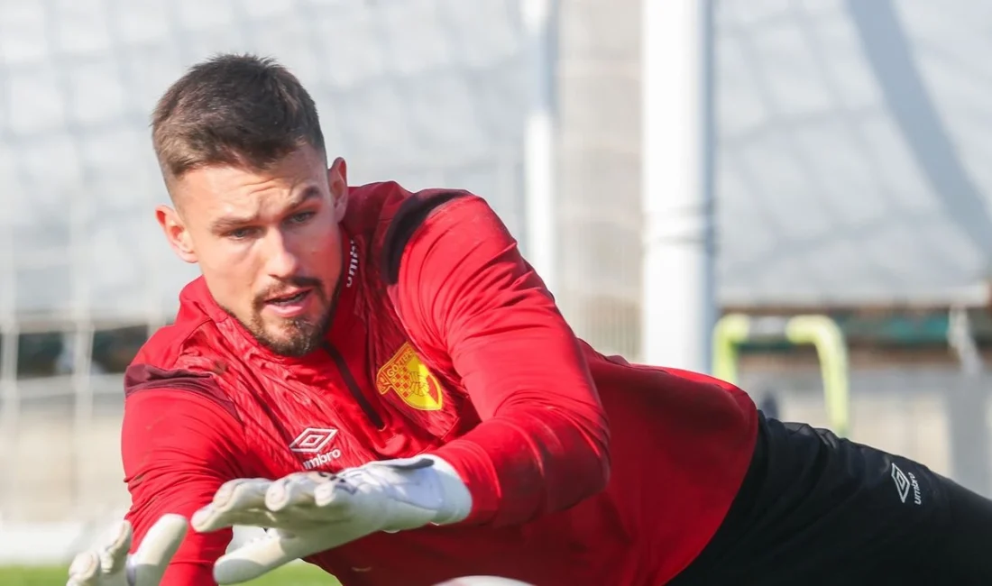 Göztepe’nin Polonyalı kalecisi Mateusz Lis, bu sezon Süper Lig’de sadece