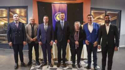 Buca Belediyespor’un altyapısına destek amacıyla düzenlenen dayanışma gecesi, spor camiasının