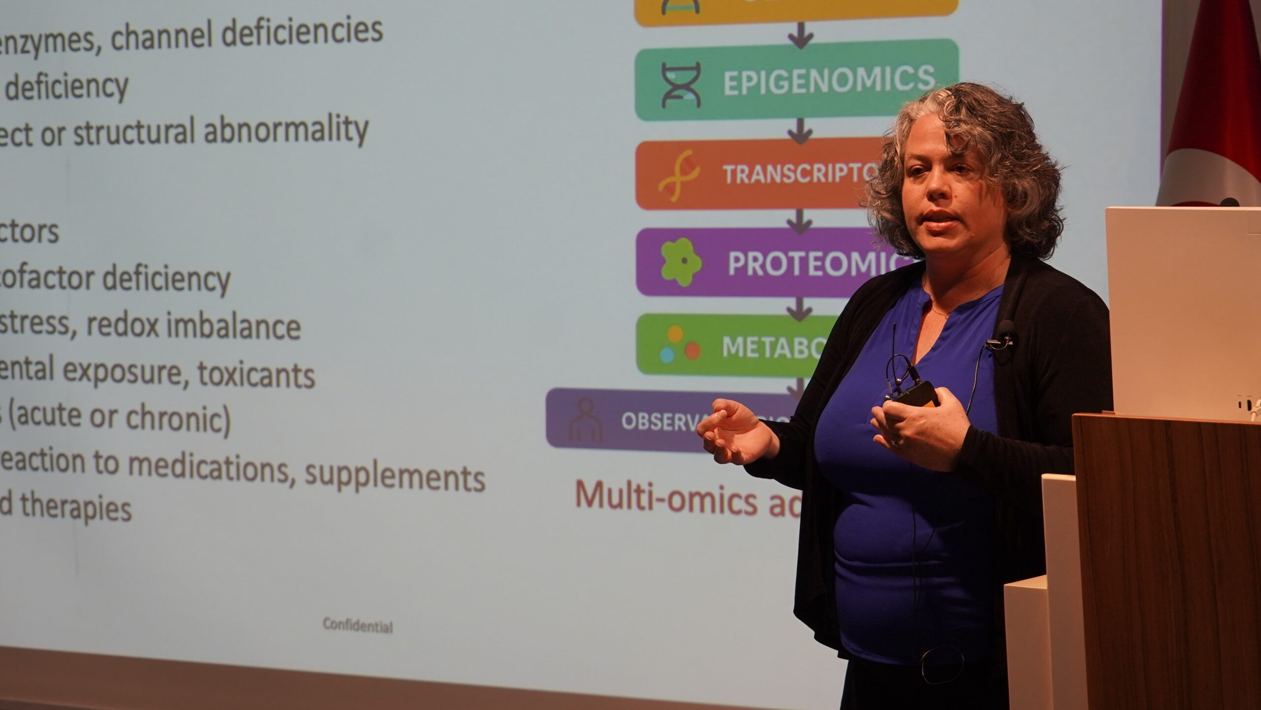 İzmir Ekonomi Üniversitesi Medical Point Hastanesi’nin Olağan Hekim Toplantısı’na katılan