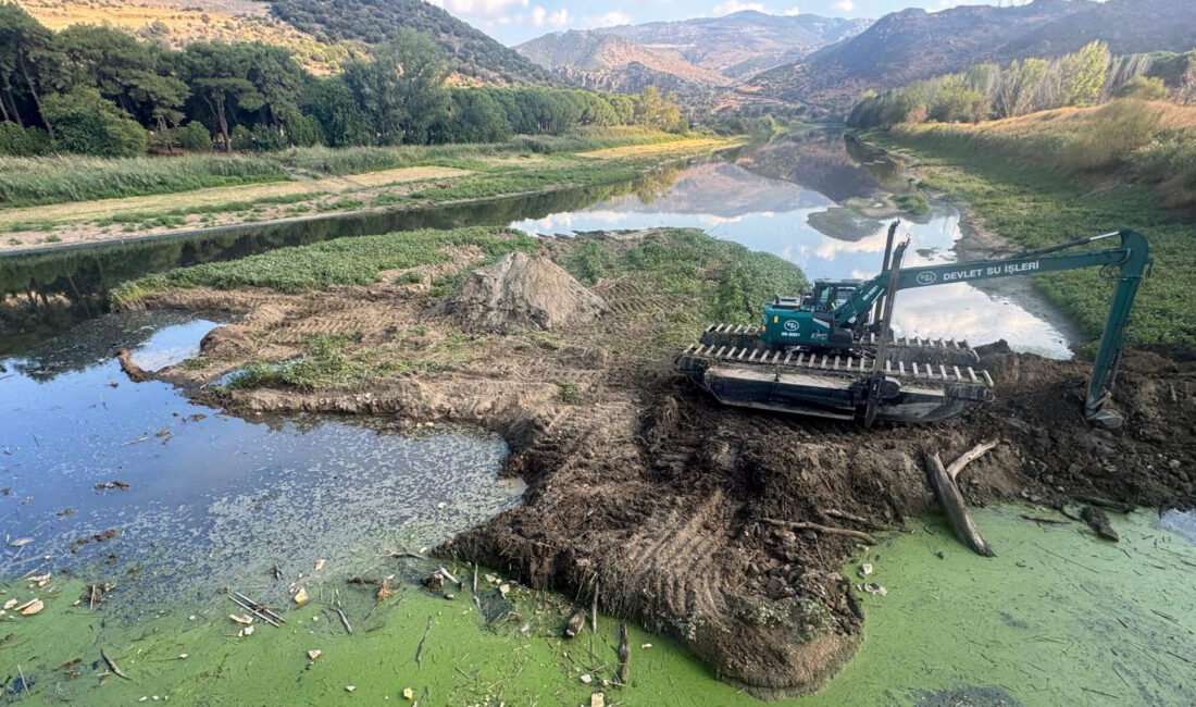 DSİ, İzmir’de taşkın riskini azaltmak için 57,2 km dere yatağını