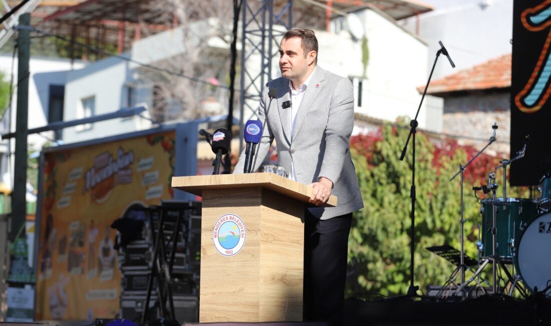 Göreve gelir gelmez ilçeleri ziyaret eden CHP İzmir İl Başkanı