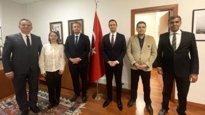 Bornova Belediye Başkanı Ömer Eşki, Barcelona’daki Akıllı Şehirler Fuarı’nda sürdürülebilir