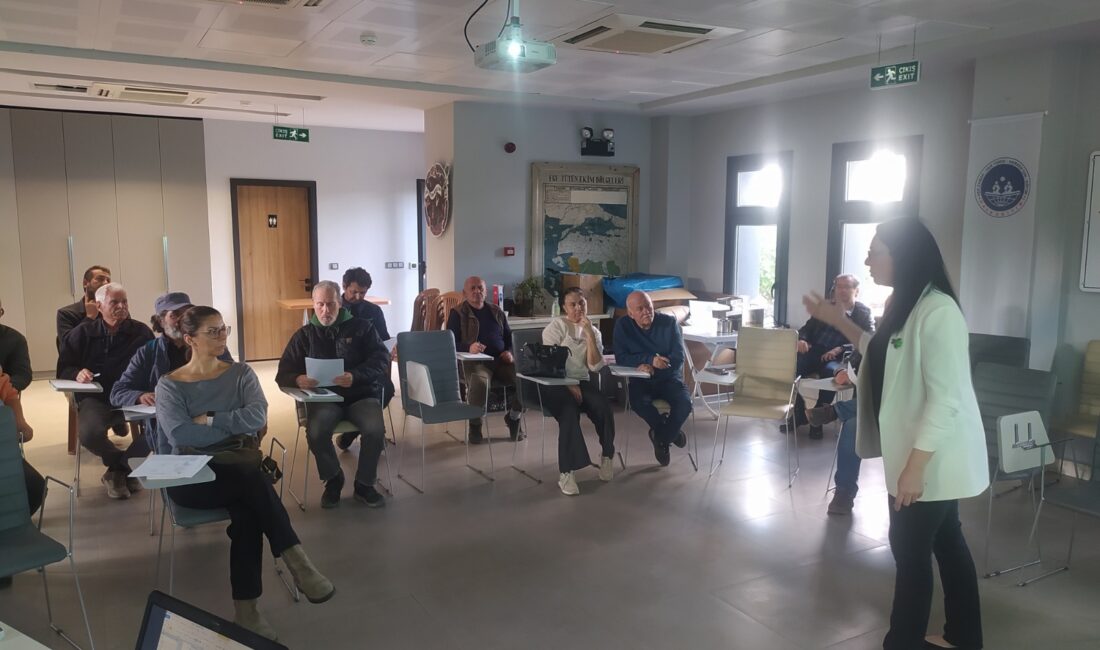 Efes Selçuk Belediyesi ile Karaot Yerel Tohum Derneği’nin yürüttüğü toprak