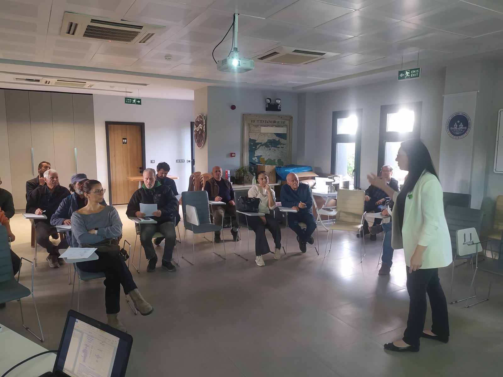 Efes Selçuk Belediyesi ile Karaot Yerel Tohum Derneği’nin yürüttüğü toprak