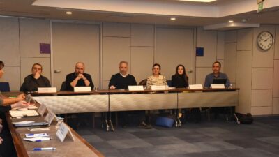 İzmir Ticaret Odası öncülüğünde başlayan Codexizmir Projesi, bilişim firmalarının uluslararası