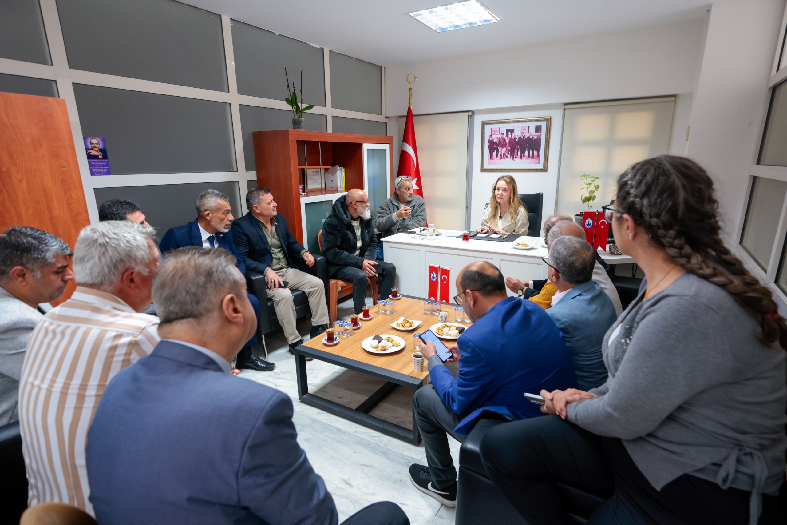 Konak Belediyesi’nin vatandaşlarla doğrudan iletişim kurduğu Komşu Buluşmaları, 26 mahalleden