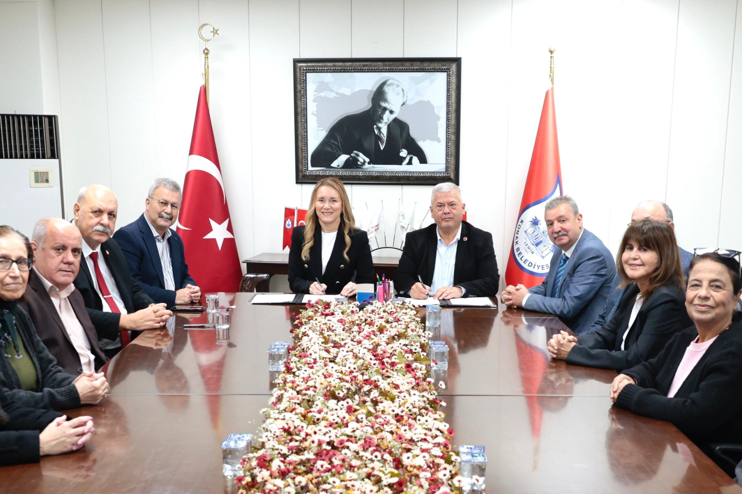 Konak Belediyesi ile Balkan ve Ada Türkleri Dernekleri arasında imzalanan