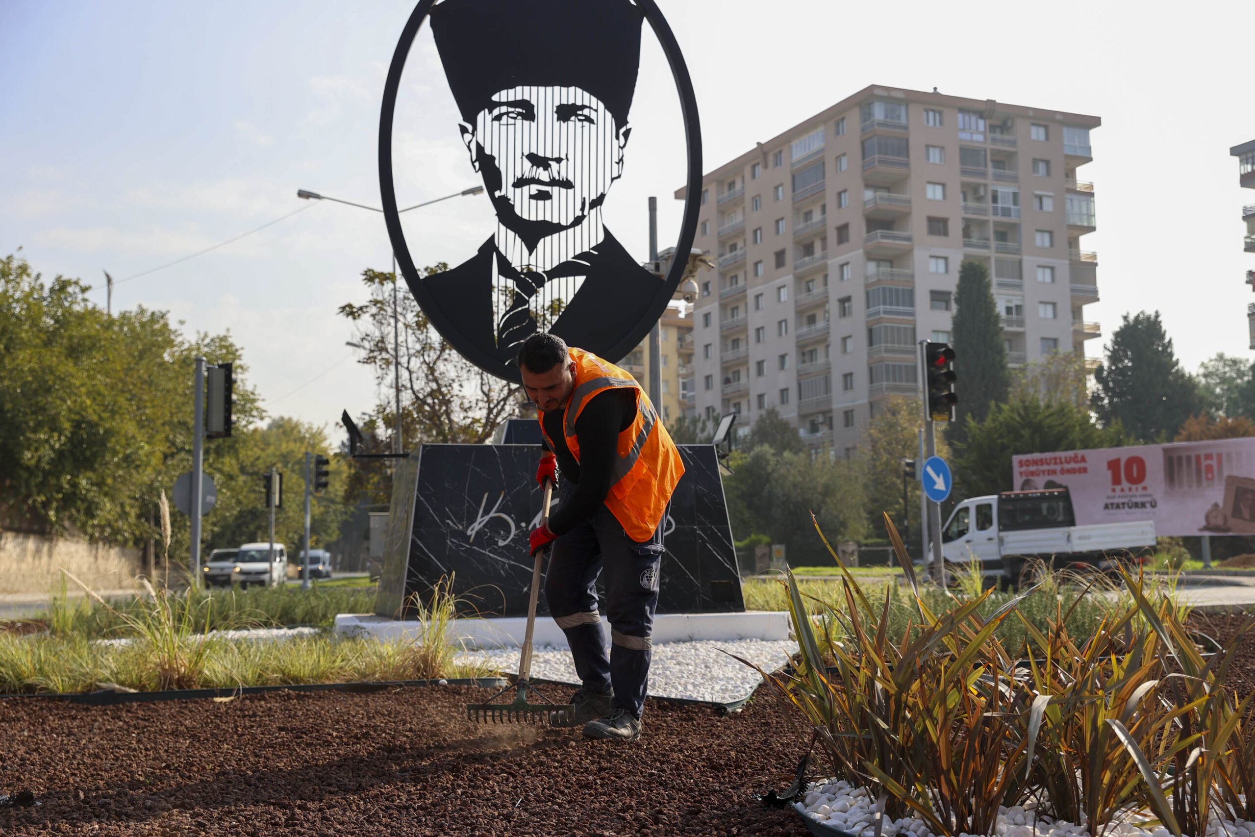 Buca Belediyesi, Ulu Önder Mustafa Kemal Atatürk’ün 87. vefat yıl